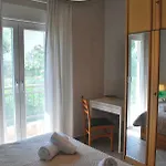 Cornelia 公寓